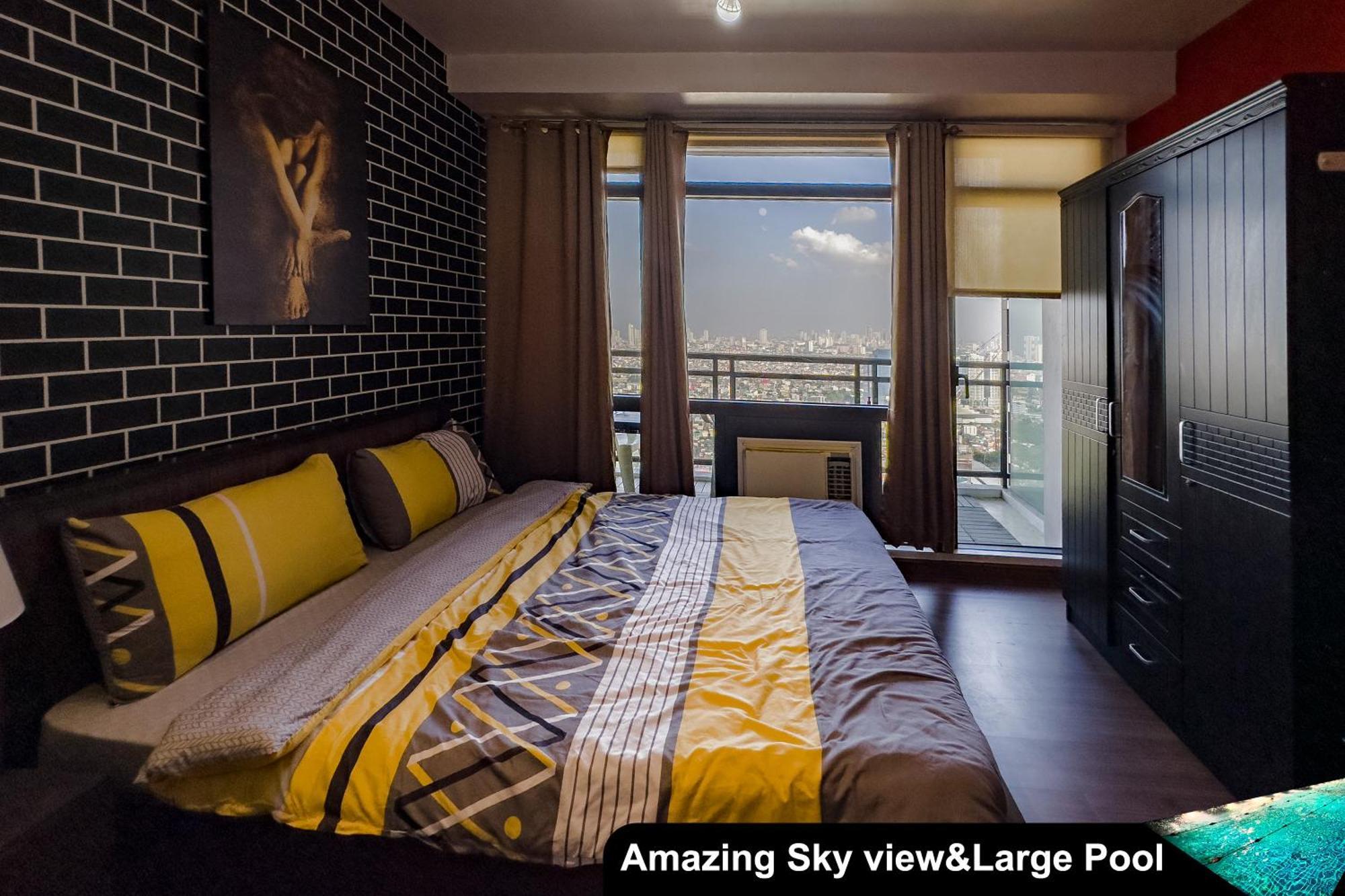 Aparthotel Gramercy Residences 1 Bed View With Balcony