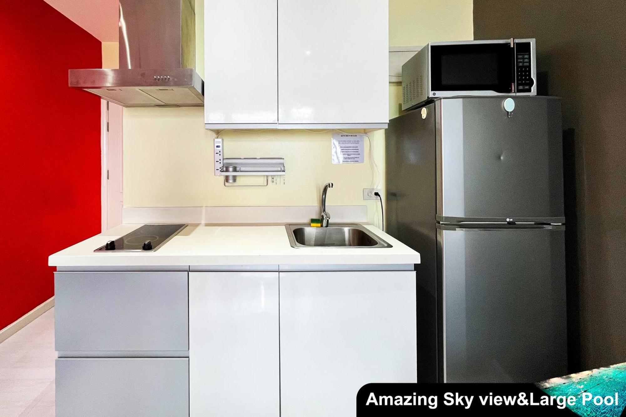 Aparthotel Gramercy Residences 1 Bed View With Balcony 3*